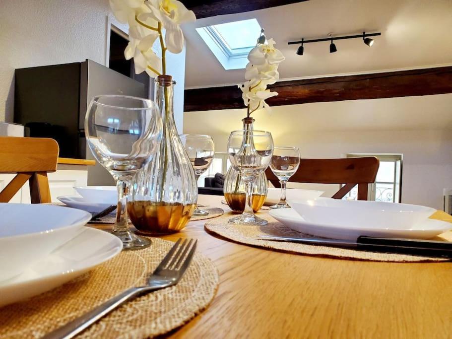 Appartement Chaleureux Au Pied De La Cite Avec Parking Каркасон Екстериор снимка