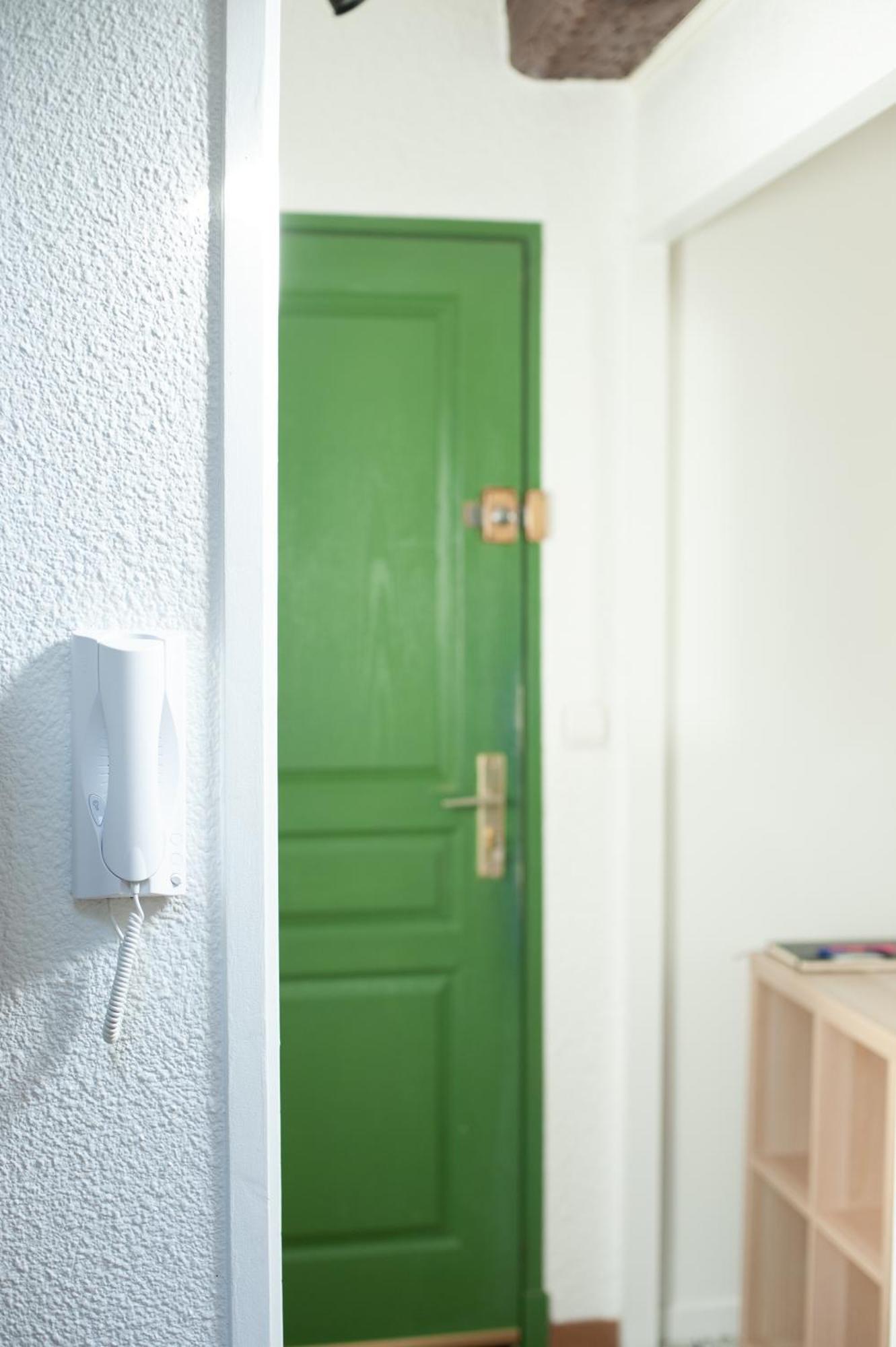 Appartement Chaleureux Au Pied De La Cite Avec Parking Каркасон Екстериор снимка