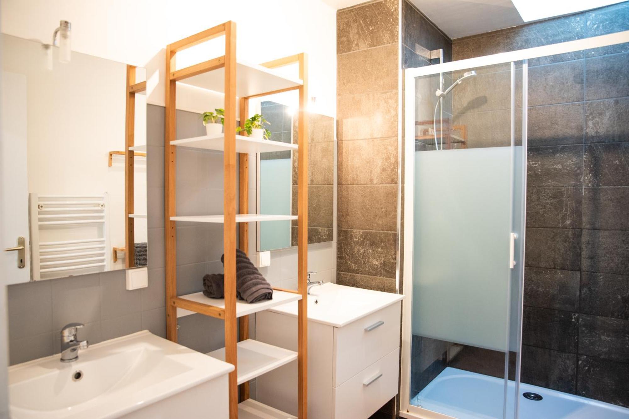 Appartement Chaleureux Au Pied De La Cite Avec Parking Каркасон Екстериор снимка